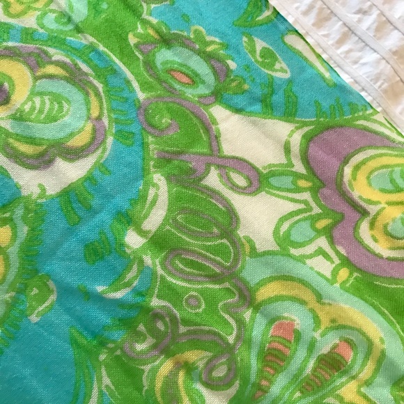 Lilly Pulitzer scarf - Picture 4 of 7